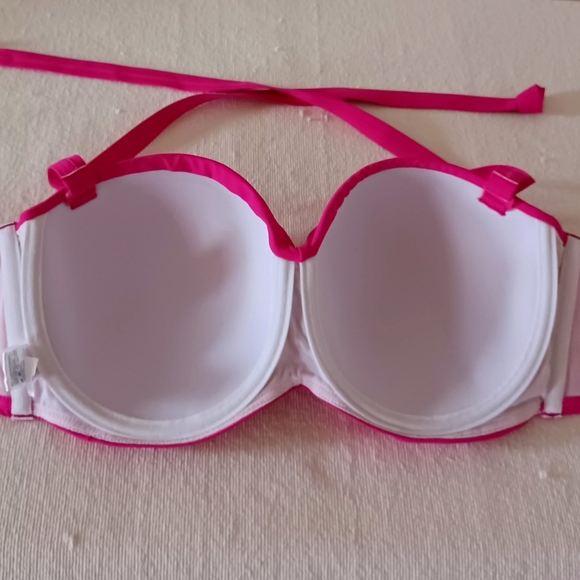 LASCANA Twist Bandeau Bikini Top, size 36DD - Picture 6 of 13